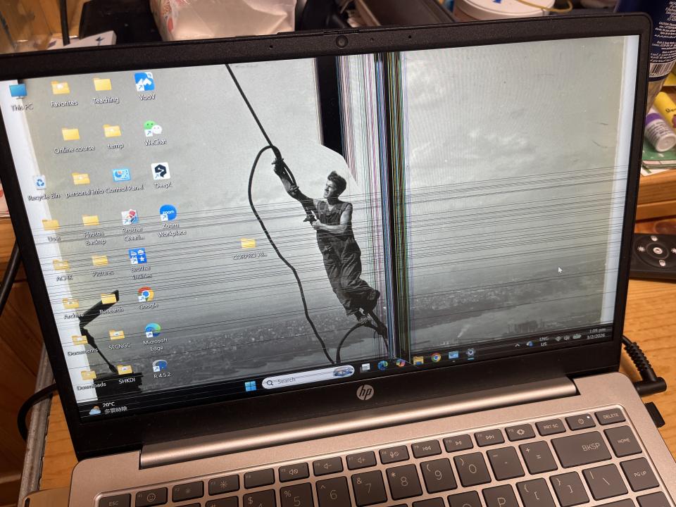 電腦維修工作照片