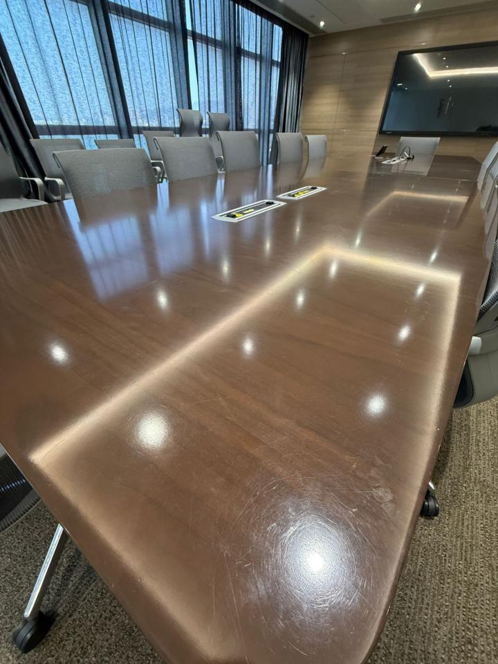 傢俬維修工作照片