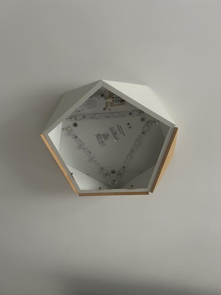 燈飾維修工作照片