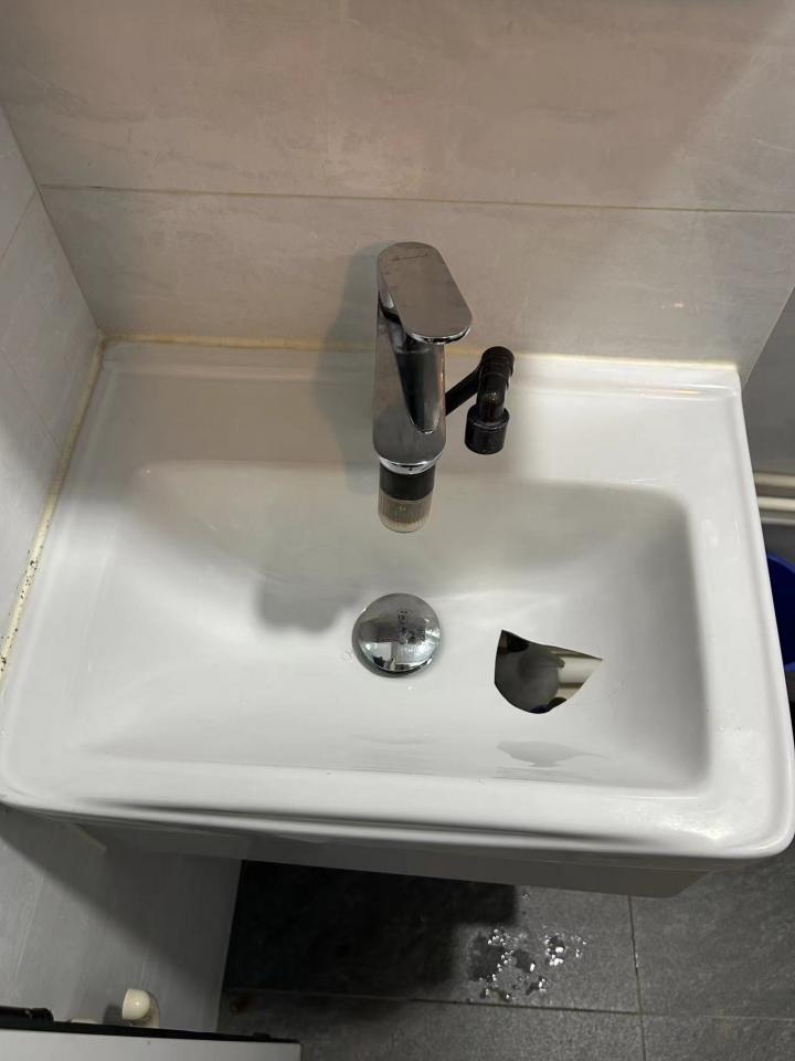 洗手盆安裝工作照片
