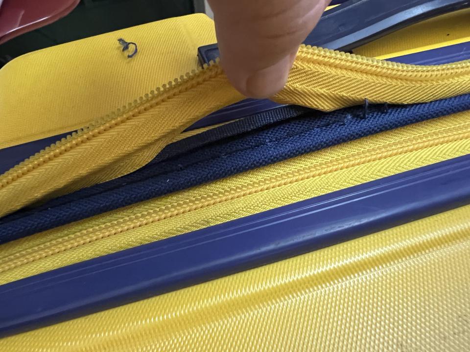 行李箱維修工作照片