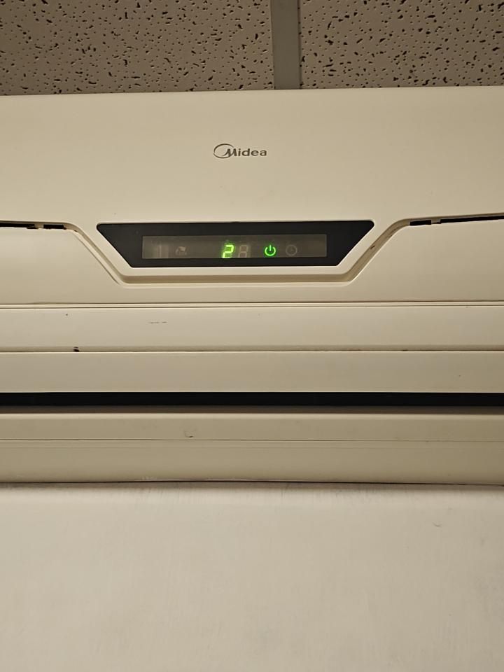 Air Conditioner RepairJob photo