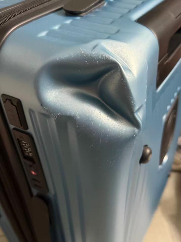 行李箱維修工作照片