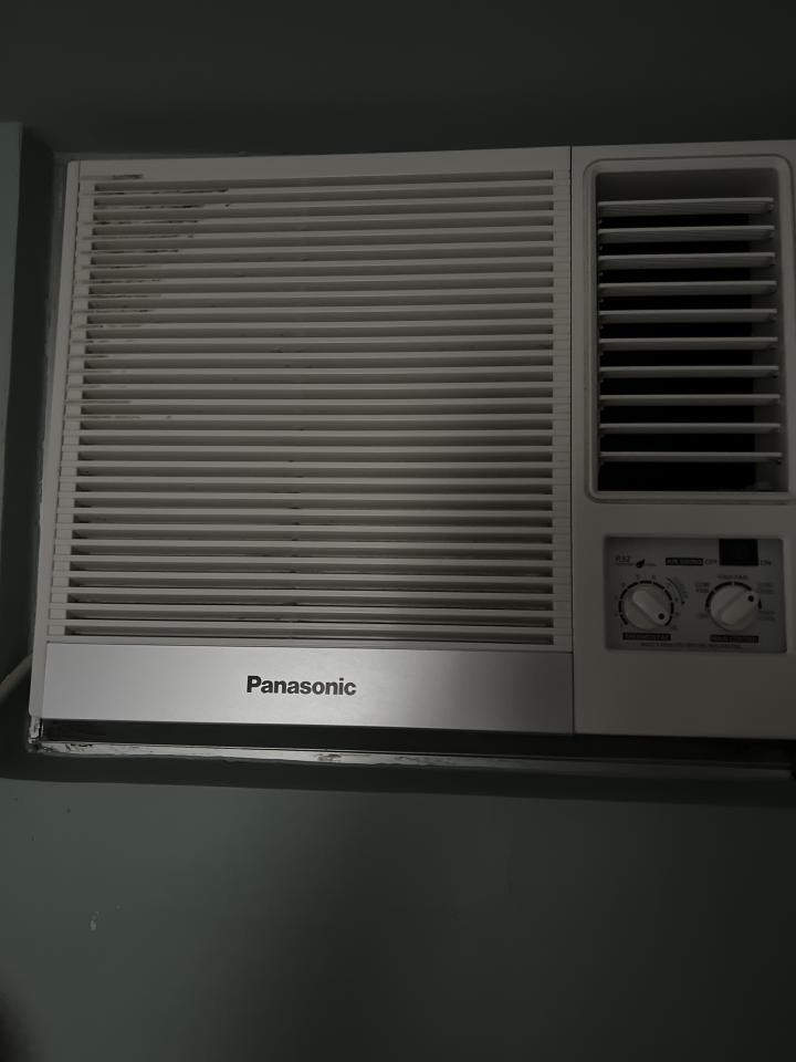 冷氣維修工作照片