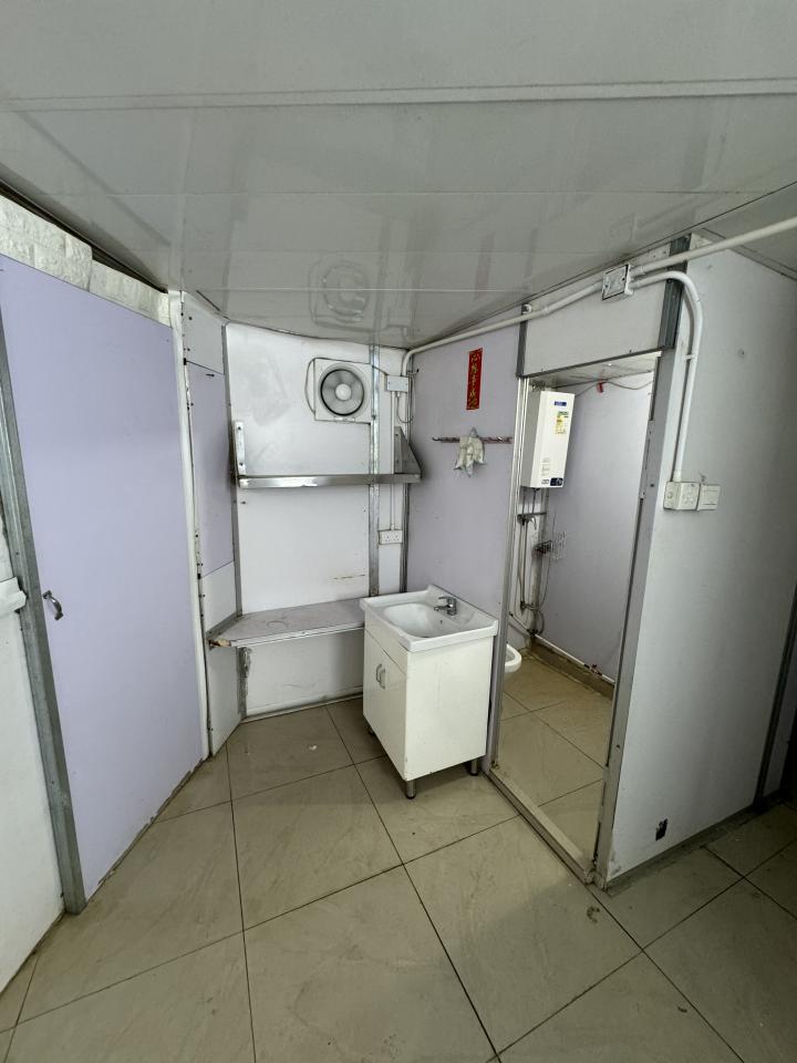 牆紙工程工作照片