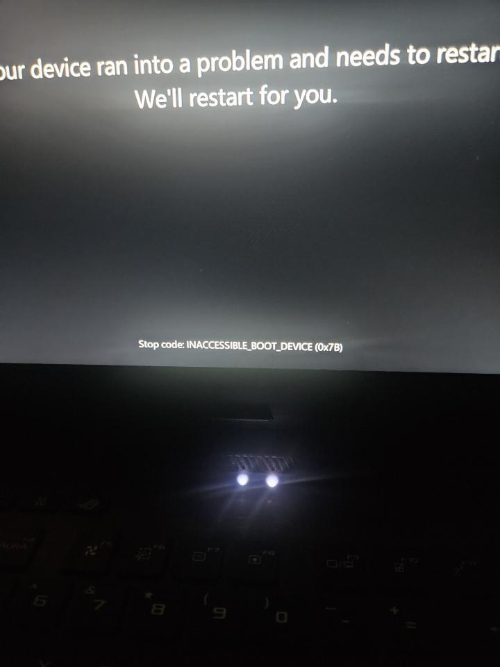 電腦維修工作照片