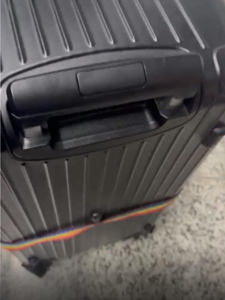 行李箱維修工作照片