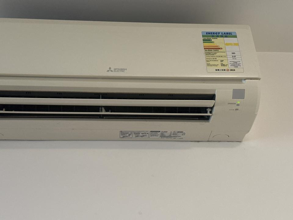 冷氣維修工作照片