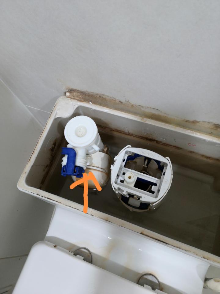 馬桶安裝工作照片