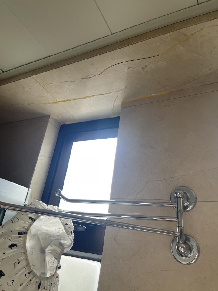 Tile Repairjob photo