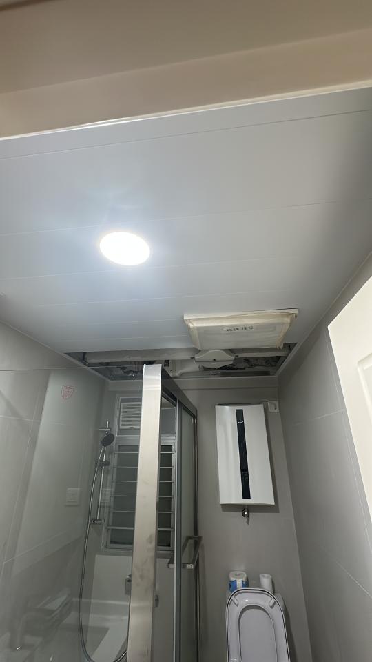 天花工程工作照片