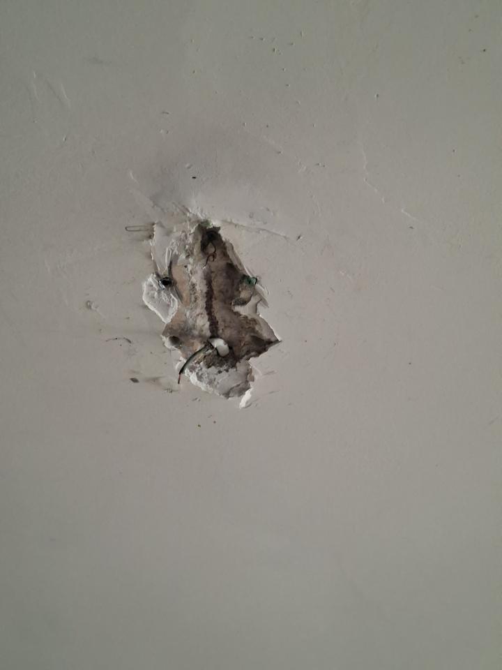 燈飾安裝工作照片