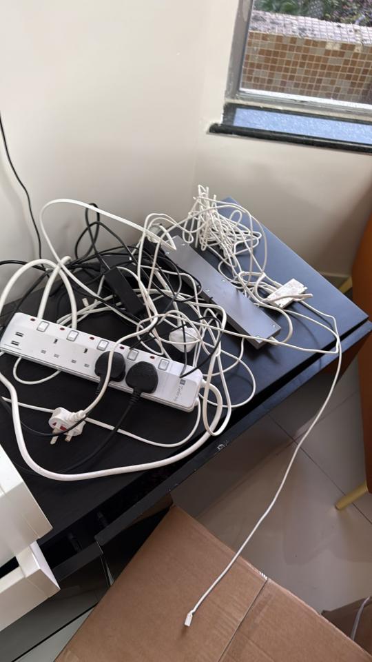 電腦維修工作照片