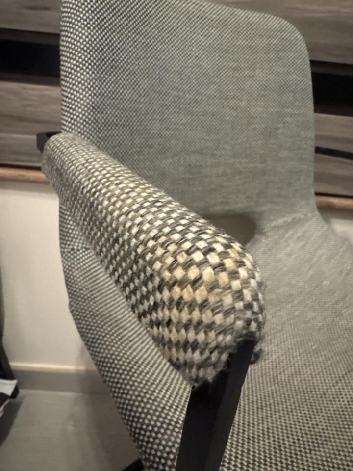 Furniture RepairJob photo