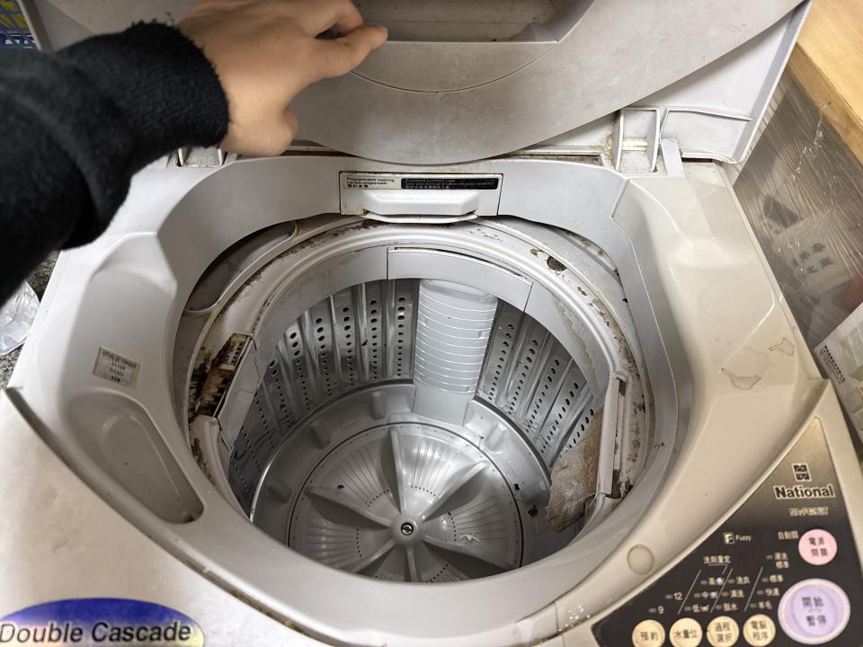 洗衣機清洗工作照片