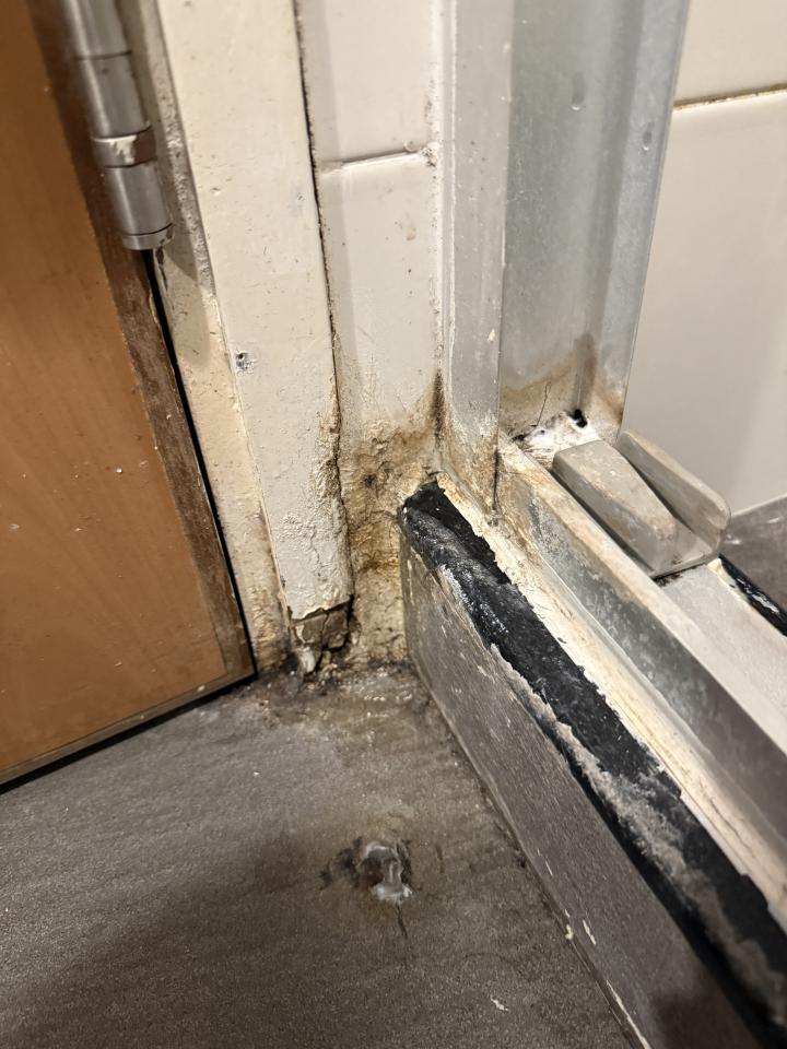 Door repairJob photo