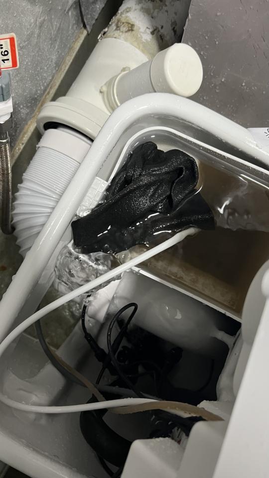 Toilet Installation & RepairJob photo