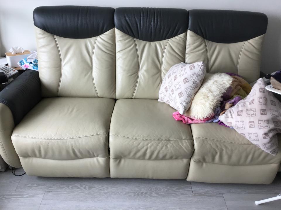 Furniture RepairJob photo