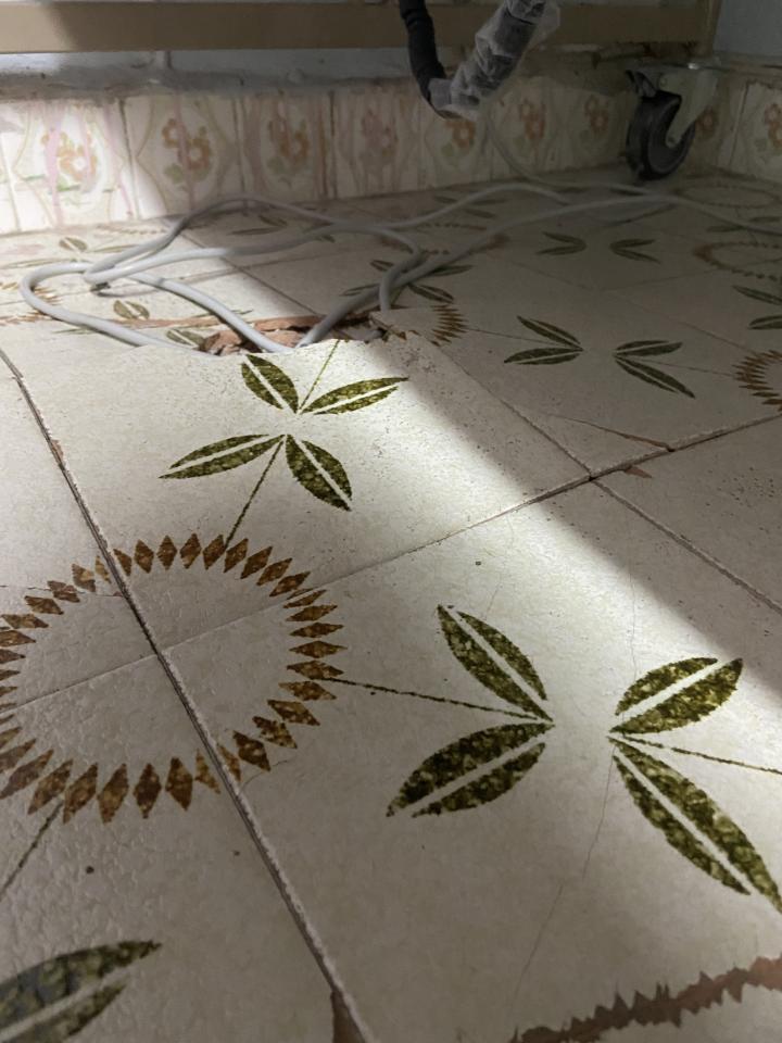 Tile RepairJob photo