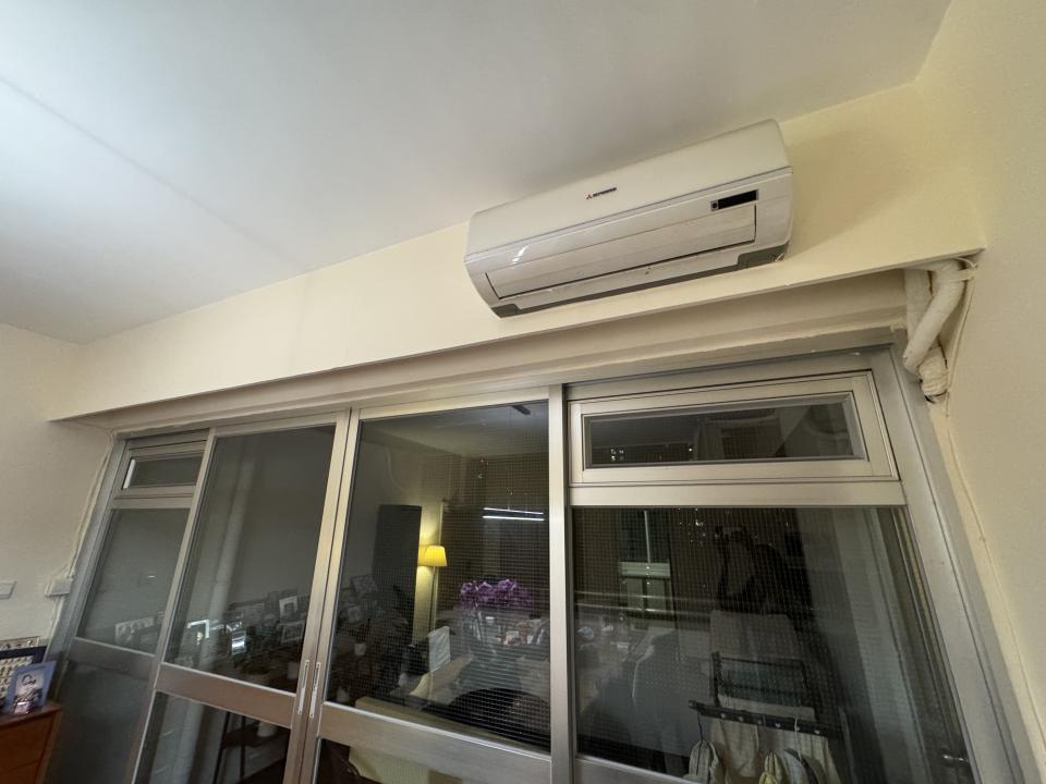 冷氣維修工作照片