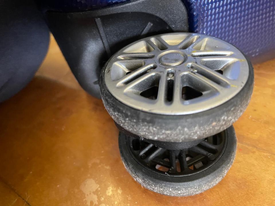 Luggage RepairJob photo