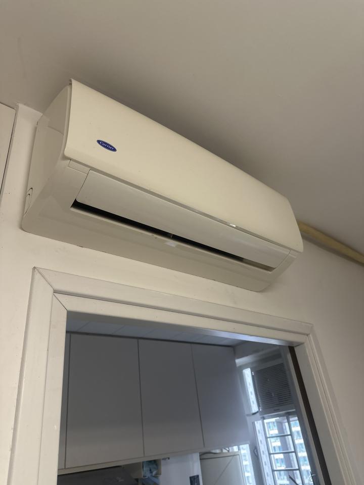 冷氣維修工作照片