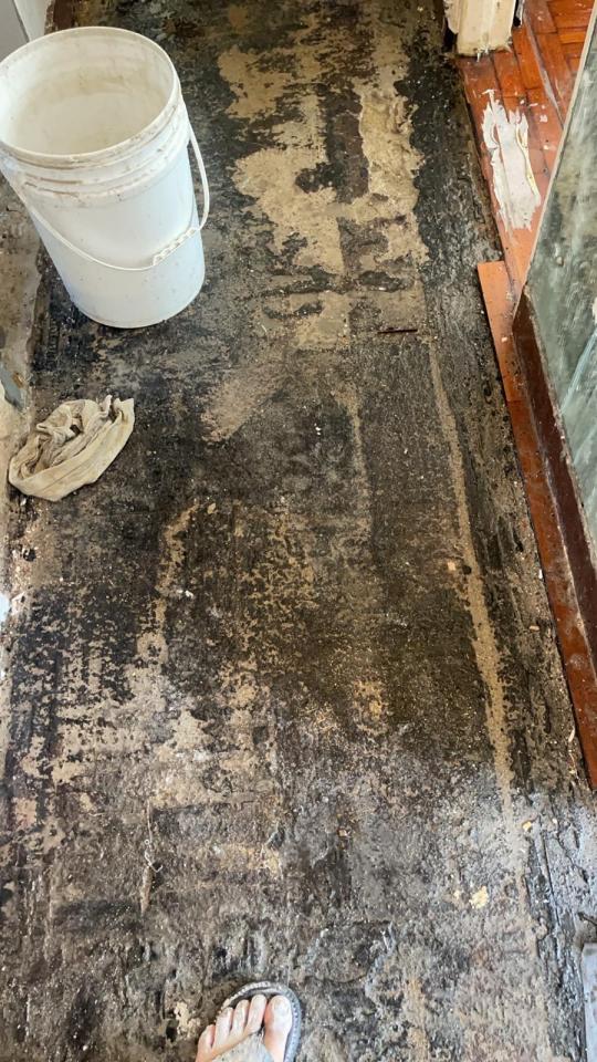 石塑地板工作照片