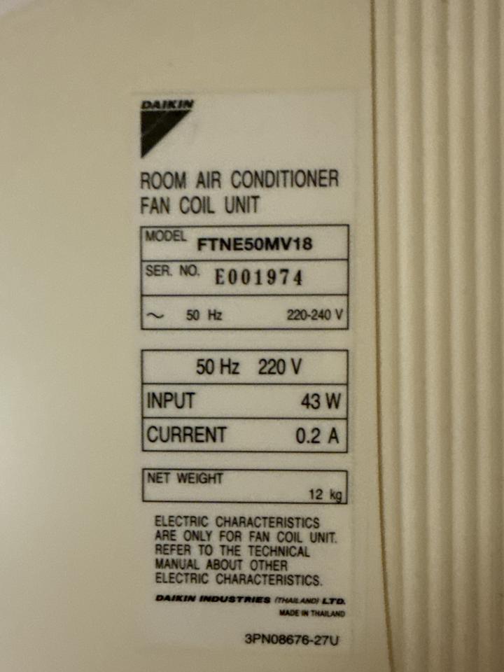 冷氣維修工作照片