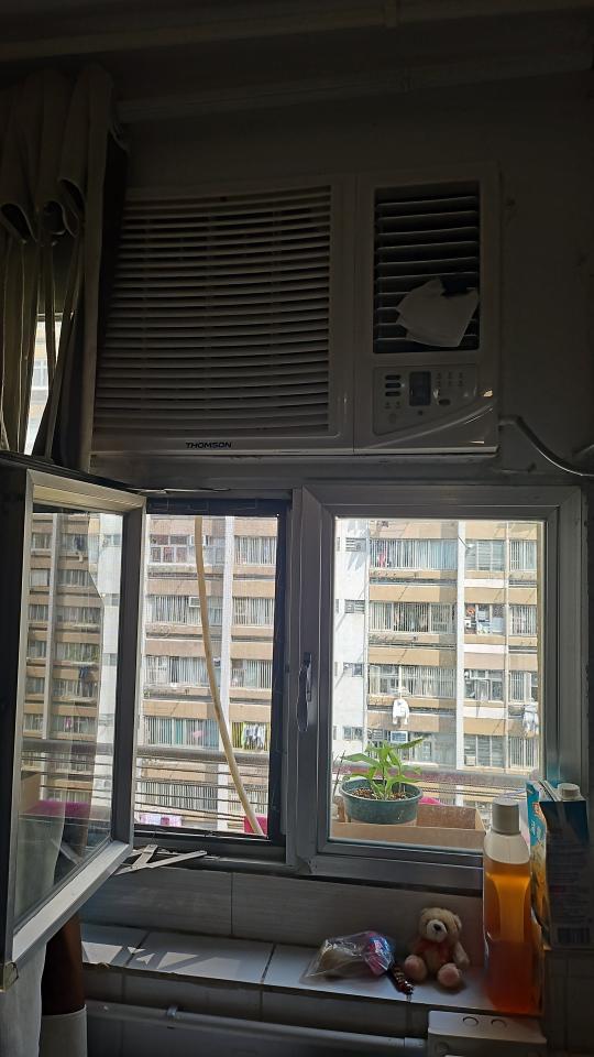 洗冷氣工作照片