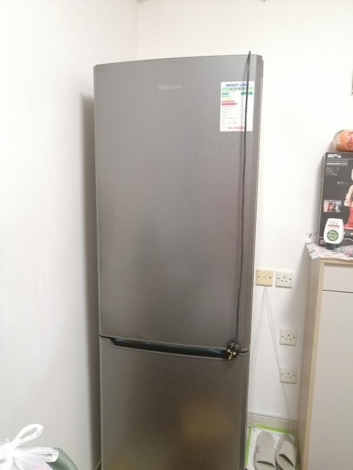 搬雪櫃工作照片