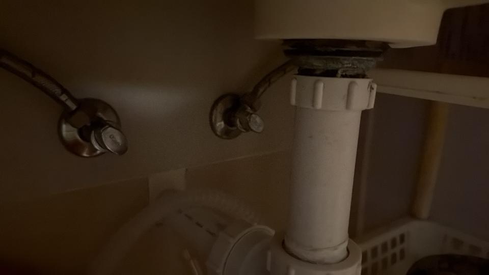 Faucet Repair & InstallationJob photo