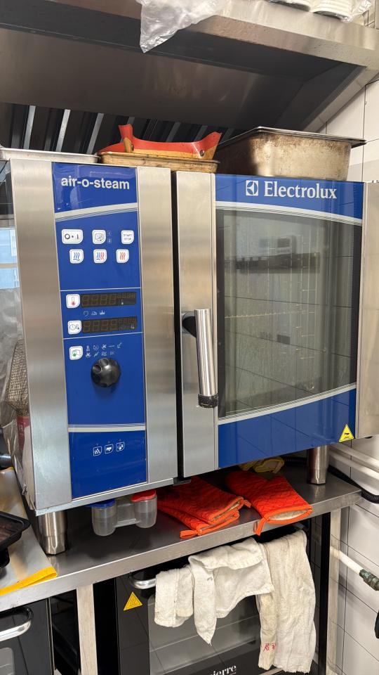 電器維修工作照片