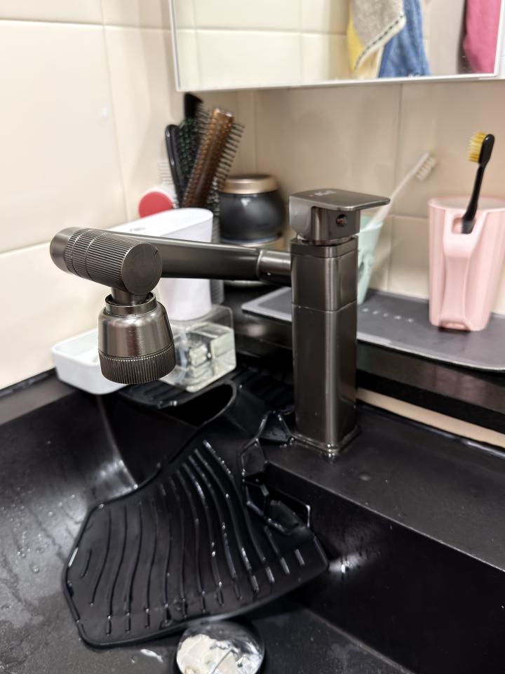 Faucet Repair & InstallationJob photo