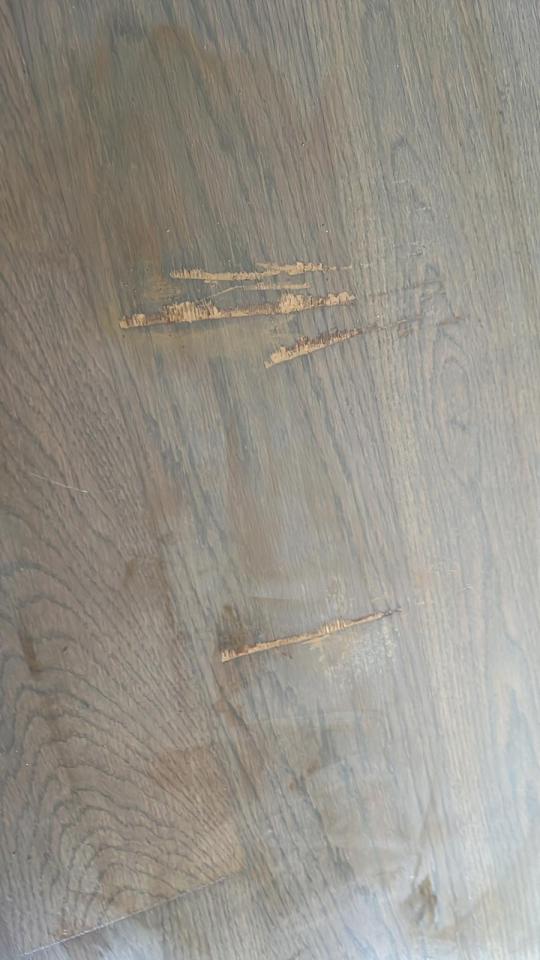 木地板打磨翻新工作照片