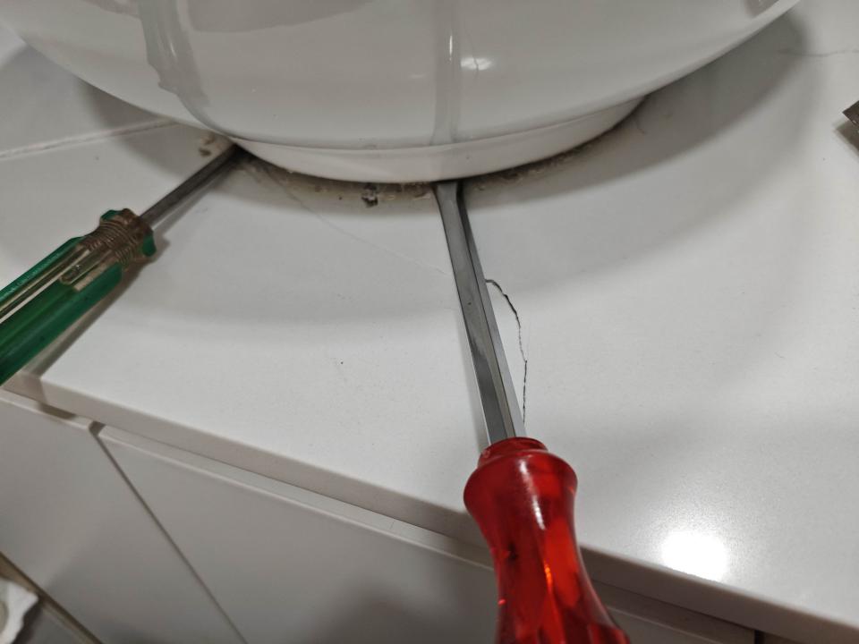 磁磚維修工作照片