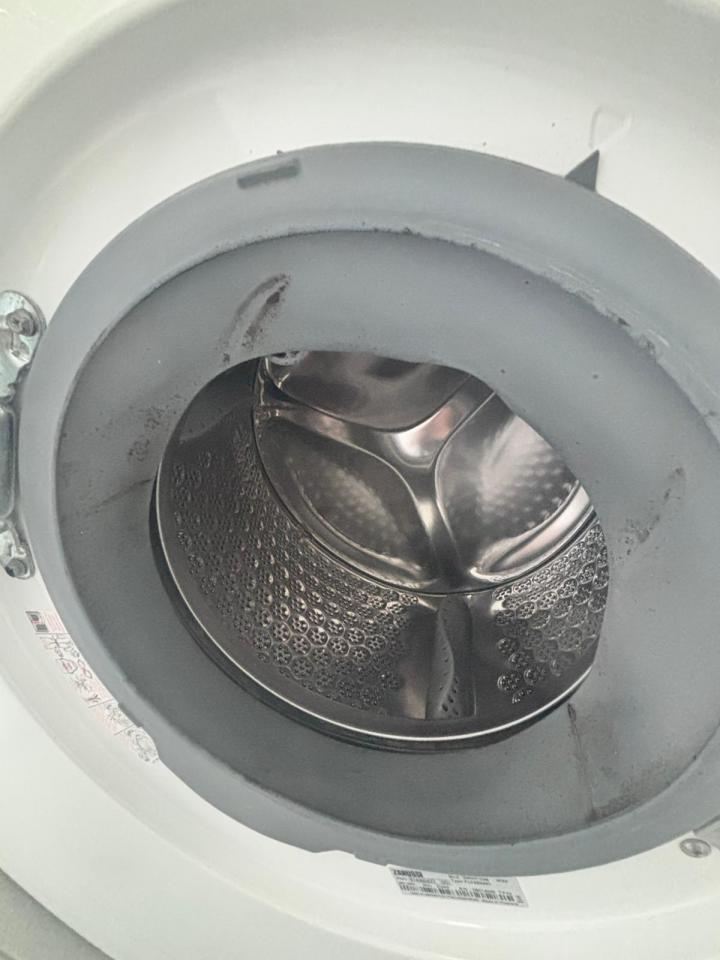 洗衣機清洗工作照片