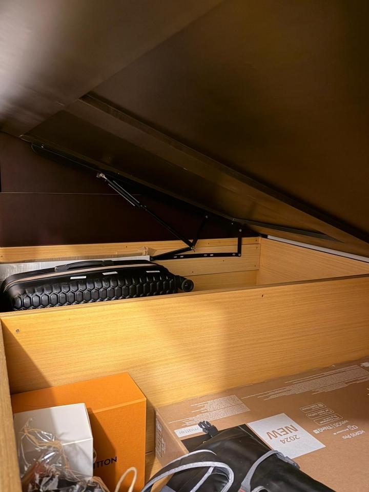 Furniture RepairJob photo