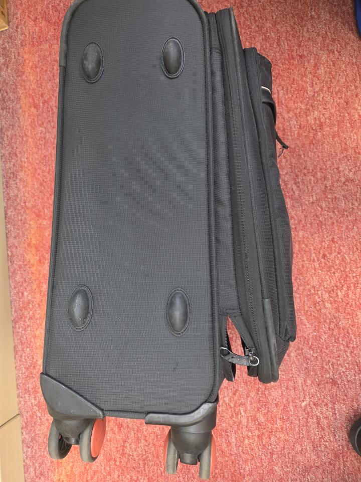 Luggage RepairJob photo