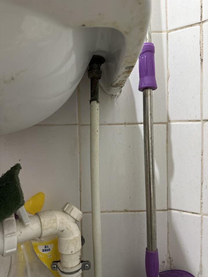 水龍頭安裝工作照片