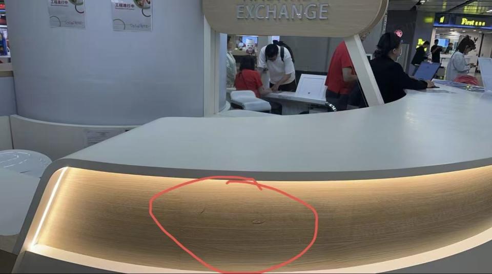 木地板打磨翻新工作照片