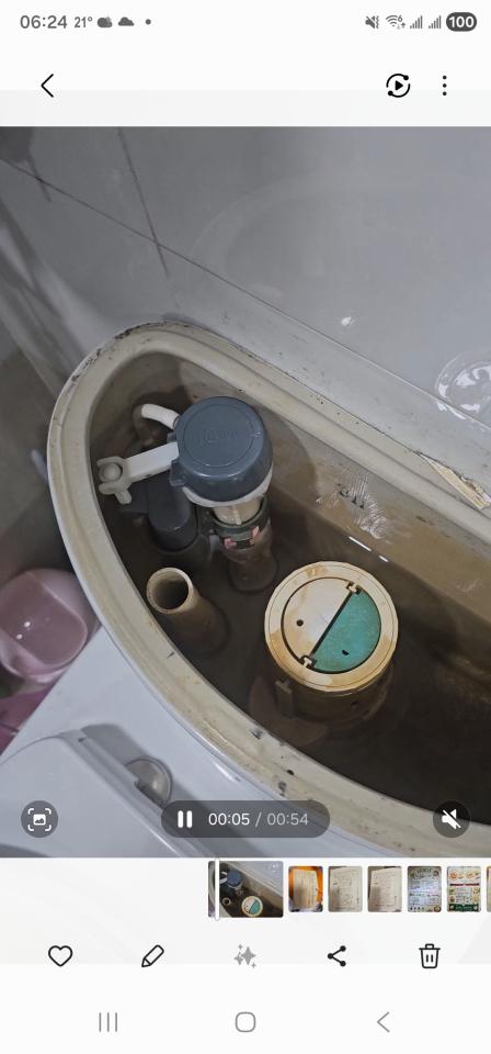 馬桶安裝工作照片