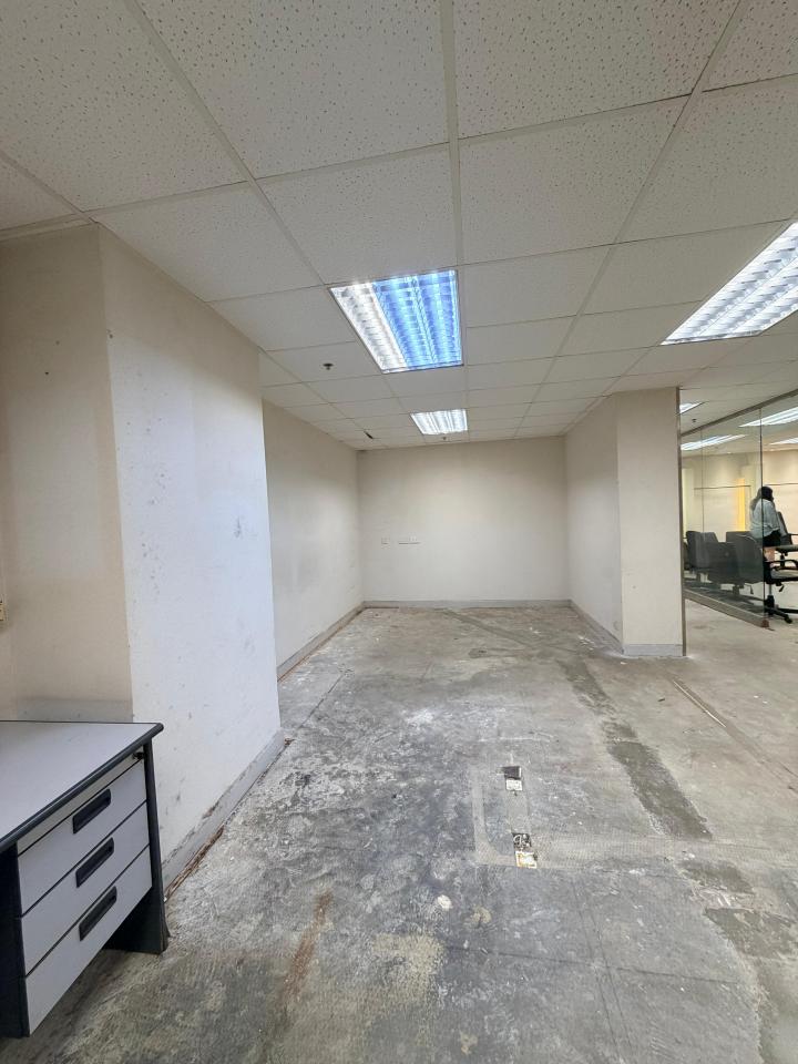 油漆工程工作照片