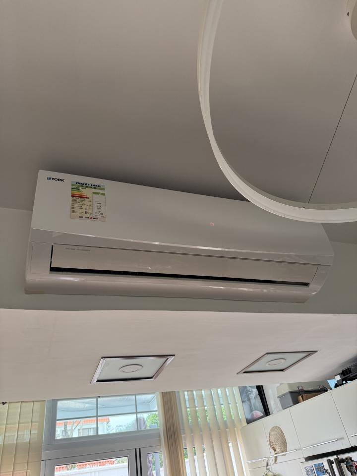 洗冷氣工作照片