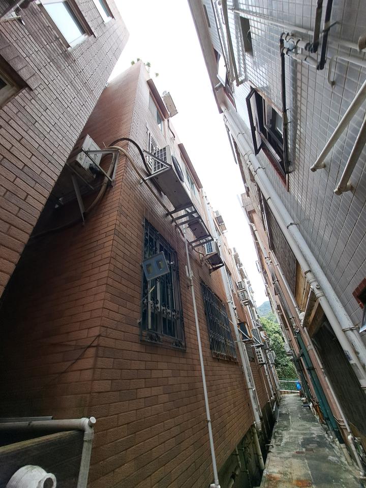 冷氣維修工作照片