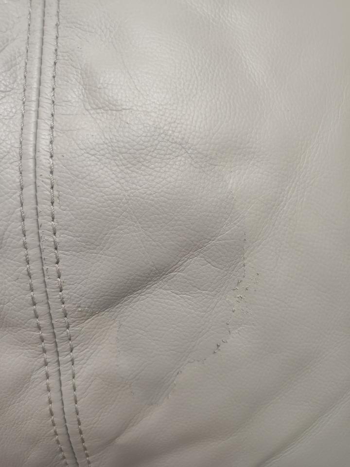 Furniture RepairJob photo