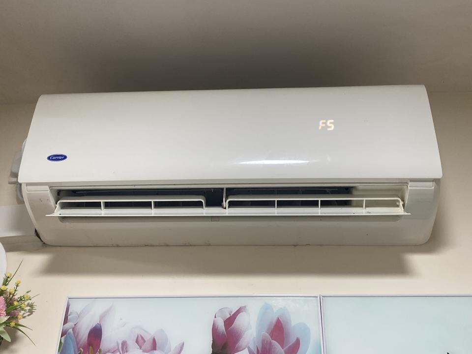 冷氣維修工作照片