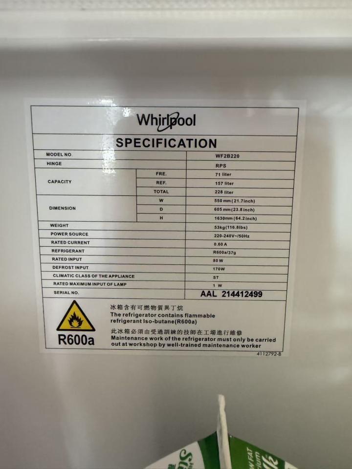 雪櫃維修工作照片