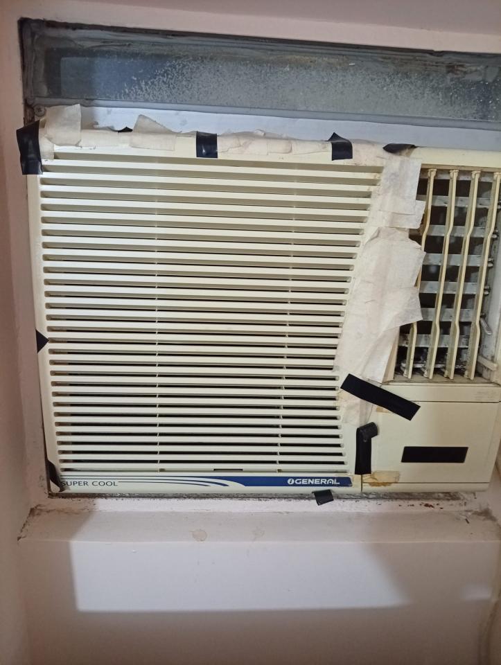 冷氣維修工作照片