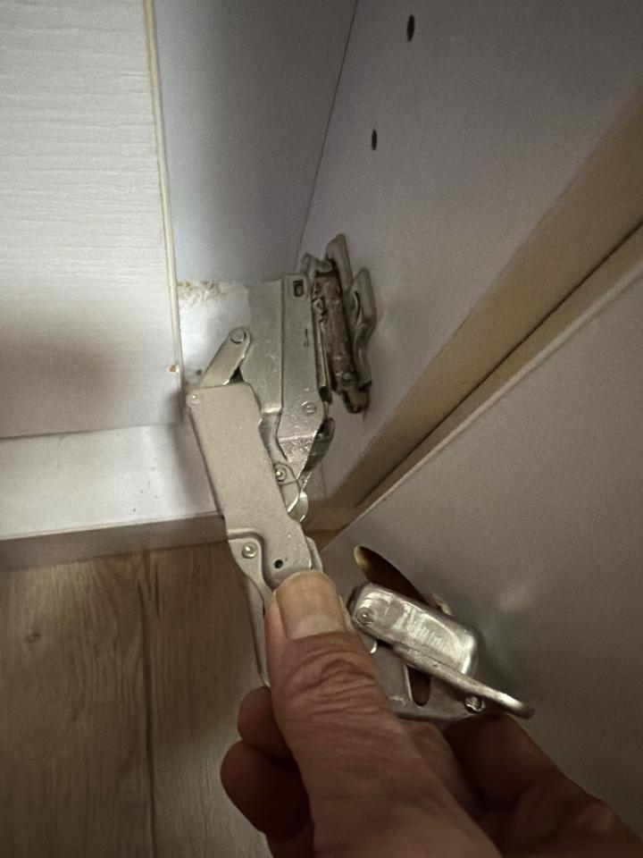 Door repairJob photo