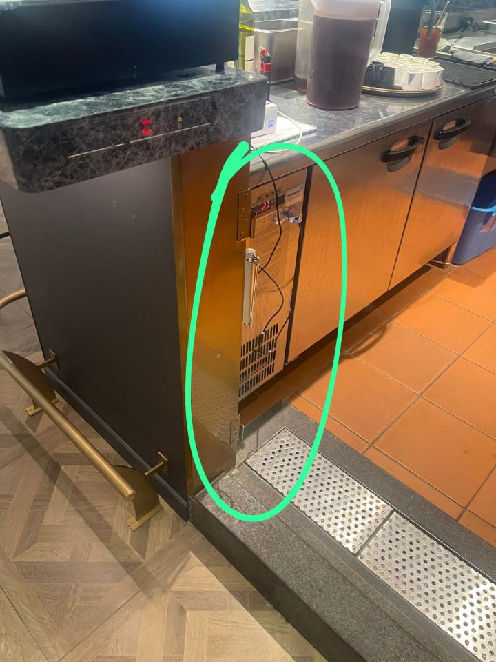 房門安裝工作照片